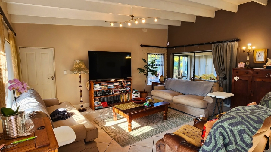 4 Bedroom Property for Sale in Dana Bay Western Cape